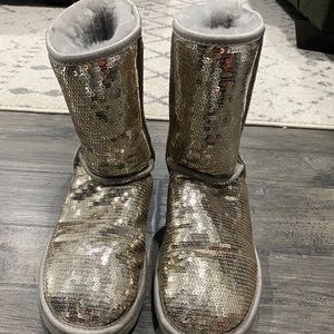 Silver sparkle UGG size 8